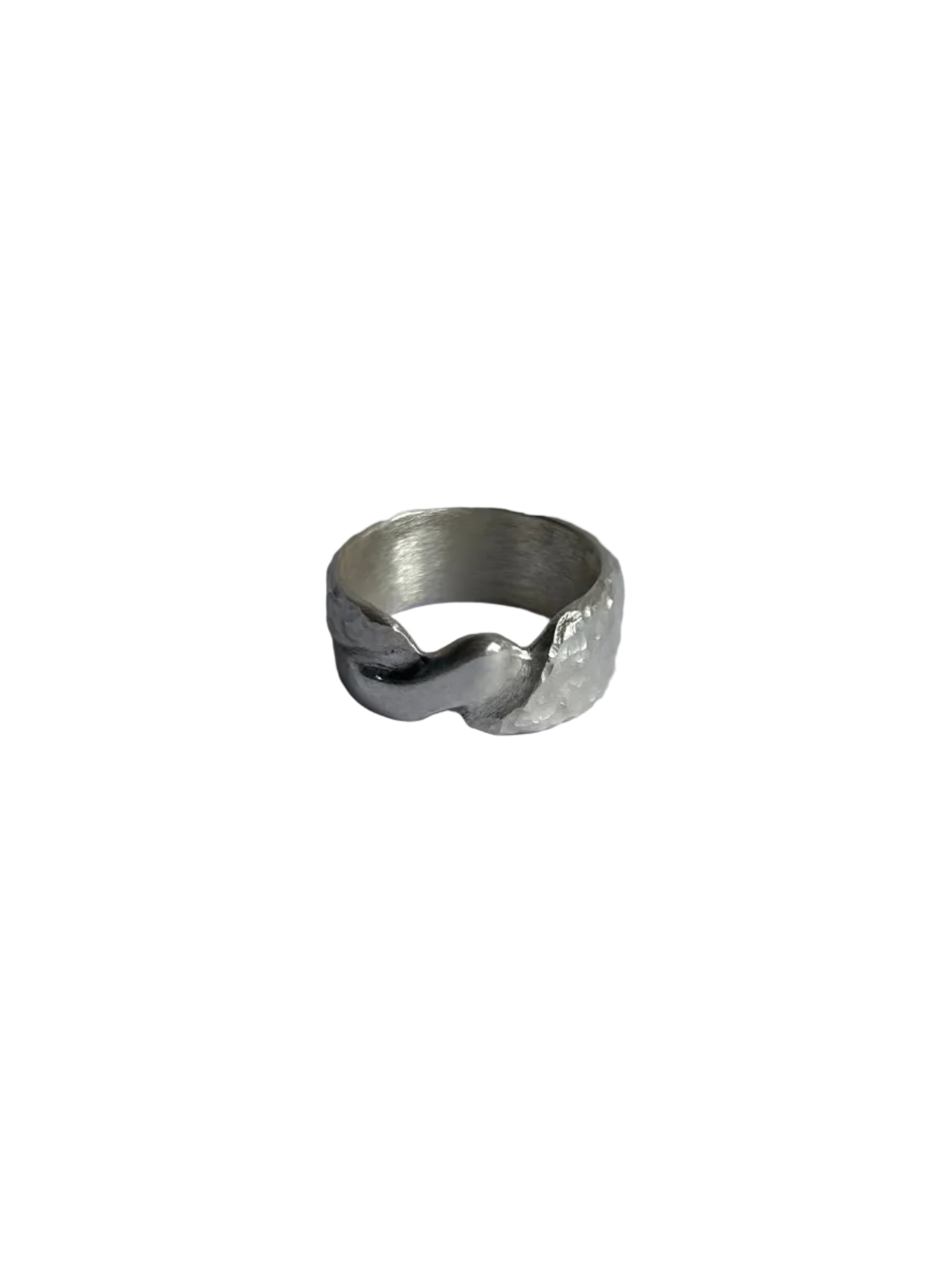 Two-tone ring